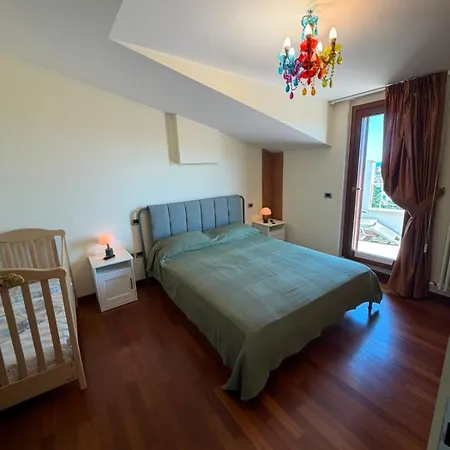 شقة Casa Dala - Su 2 Livelli Vista Mare Montesilvano Marina