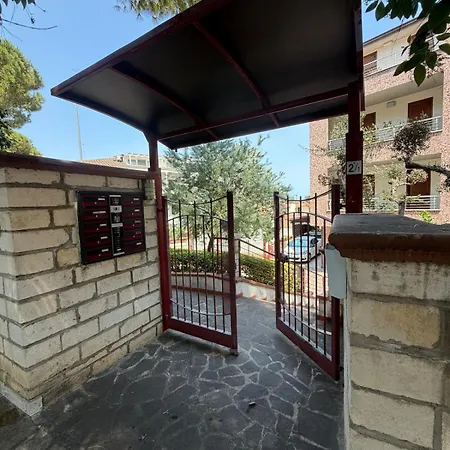 Casa Dala - Su 2 Livelli Vista Mare شقة Montesilvano Marina